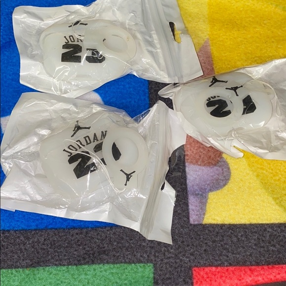 AirPod Pros Case Cover - Picture 1 of 1